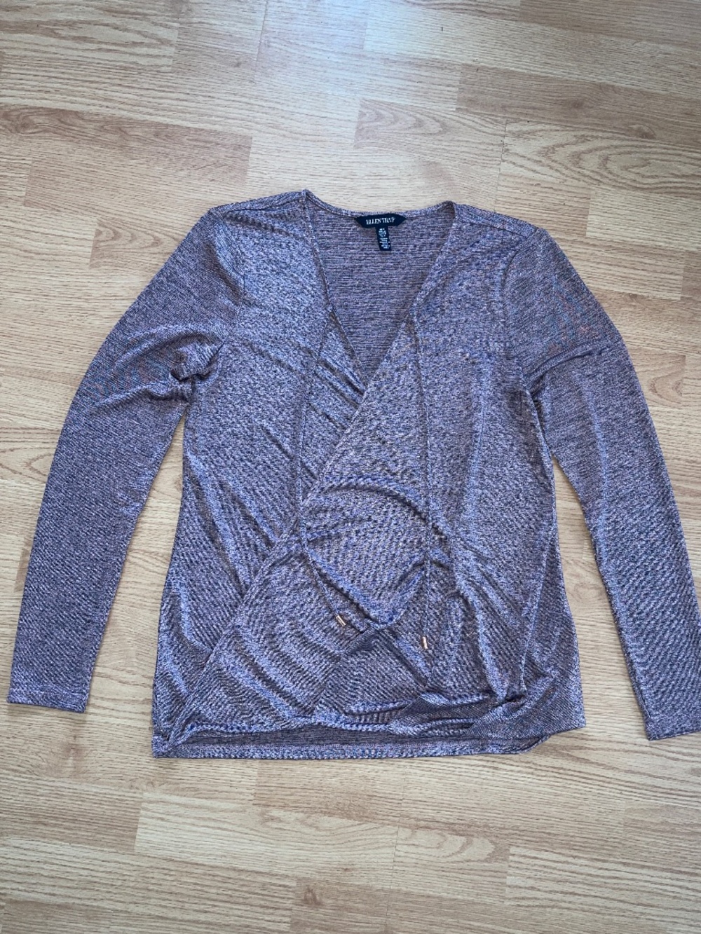 Ellen Tracy Heather Purple Shimmering Deep V Neck Long Sleeve Blouse Size Small